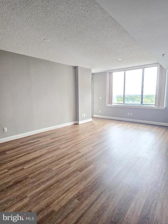 Foto del edificio - 1020 N Highland St