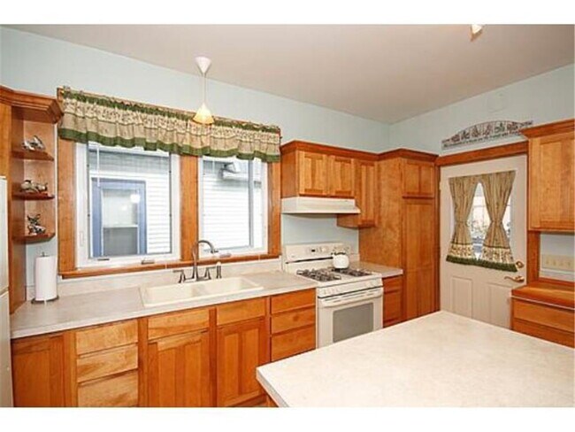 Foto del edificio - 4 Bedroom 1 Bath Adorable Home in St. Paul