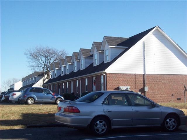 Primary Photo - 107 Mason St