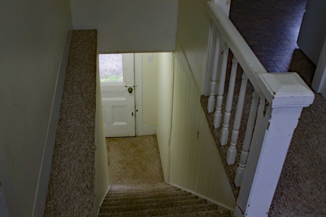 Entryway - 44 S Village Rd