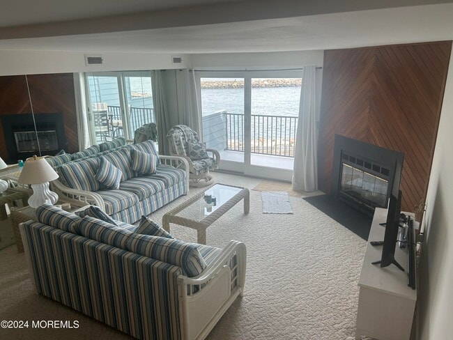 Building Photo - 28 Harborhead Dr