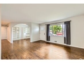 Building Photo - 3066 S Wolff St