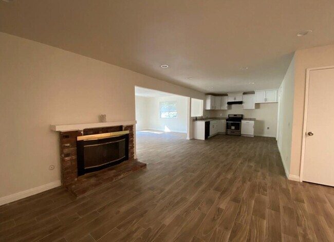 Foto del edificio - 18648 Klum Pl