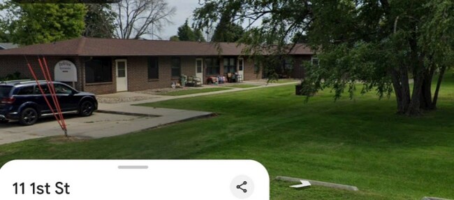 Building Photo - 14 1st St