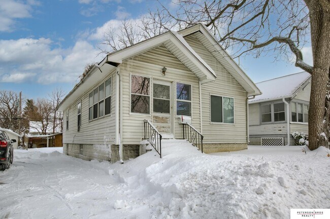 Building Photo - 3451 N 60th St