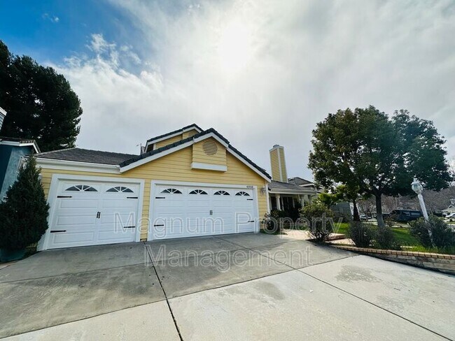 Foto del edificio - 43938 Northgate Ave