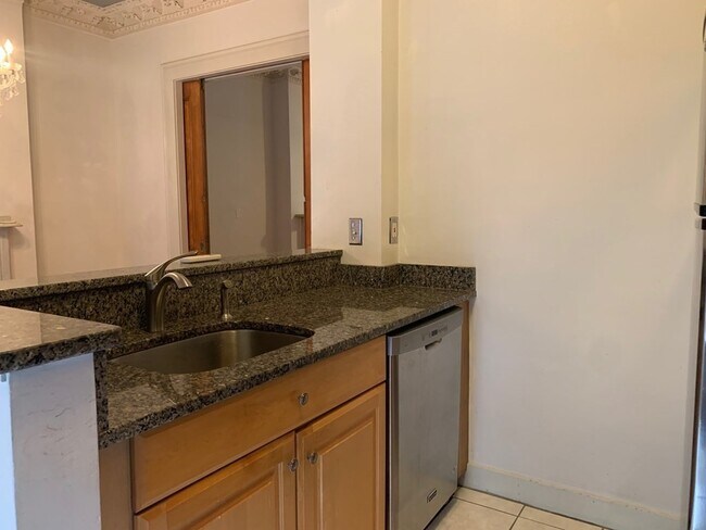 Foto del edificio - 478 Massachusetts Ave