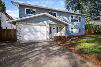 Building Photo - 34249 Green Ave