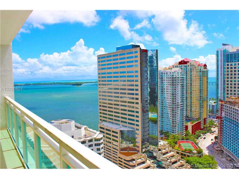 Primary Photo - 950 Brickell Bay Dr