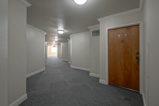 Building Photo - 2045 N 3rd St