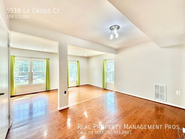 Photo - 5518 La Cross Ct Townhome