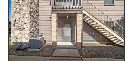 Building Photo - 12755 Mill Ridge Dr Building Photo - 12755 Mill Ridge Dr