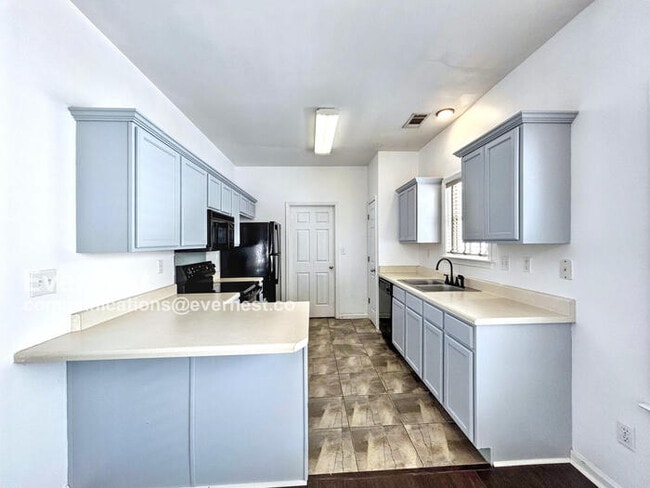 Foto del edificio - 1079 River Isle Dr