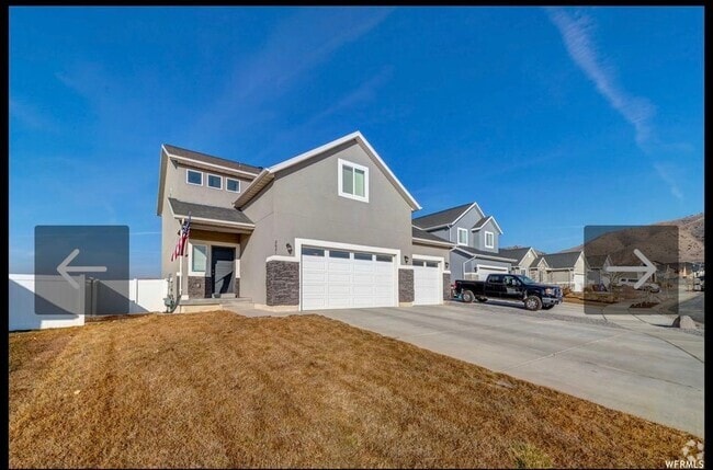 Building Photo - 2621 E Clarkstone Dr