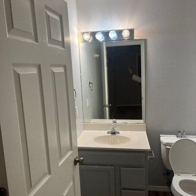Foto del edificio - Apartment for Rent