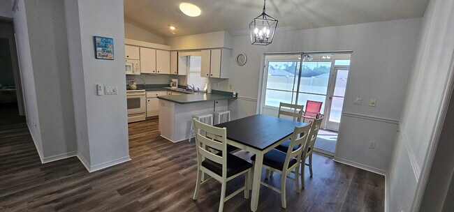 Foto del edificio - 9331 Stubenville Ave