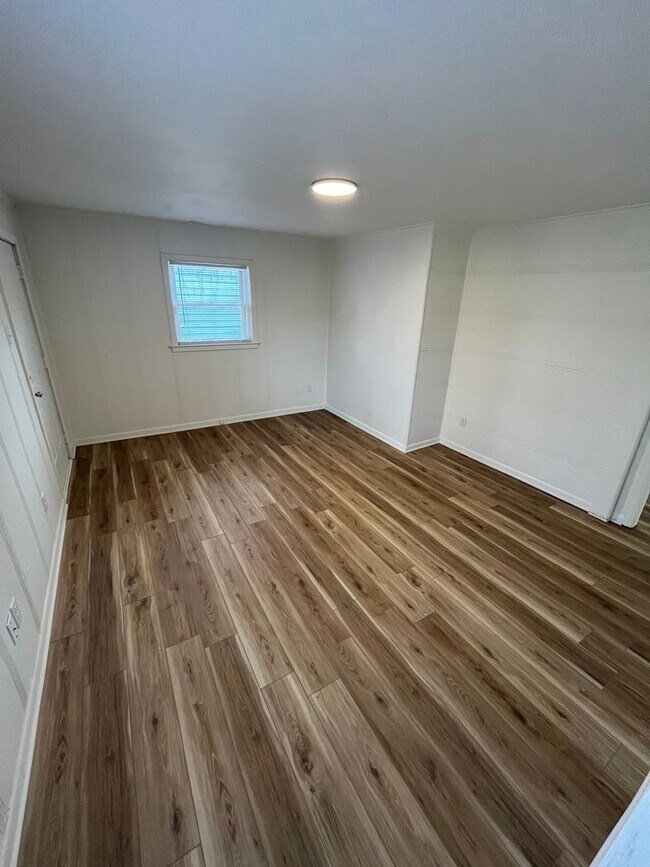 Foto del edificio - New 2 bedroom listing!