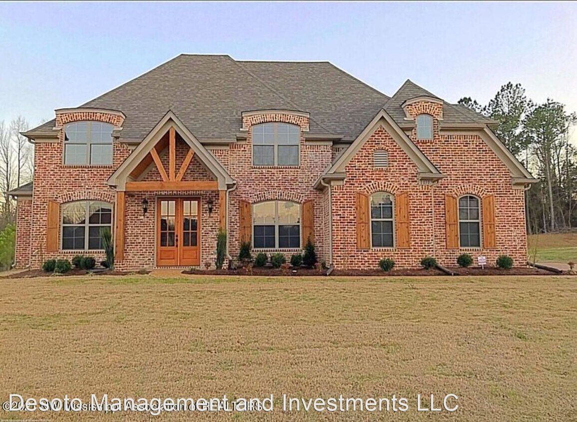 Foto principal - 5 br, 3 bath House - 10307 Cypress Plantation