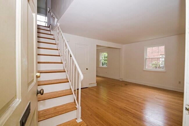 Building Photo - 769 VFW Parkway