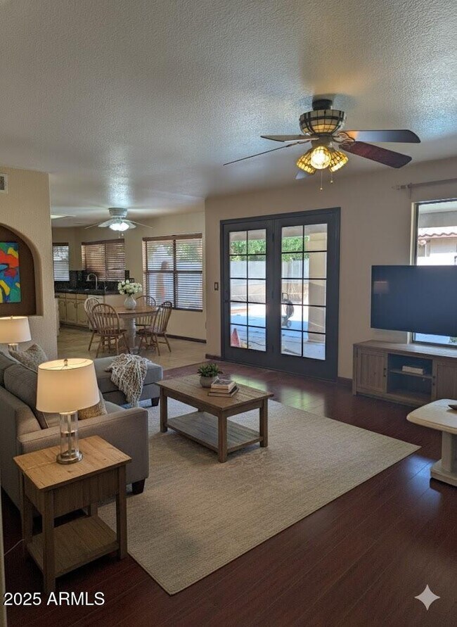 Foto del edificio - 17014 S 34th St