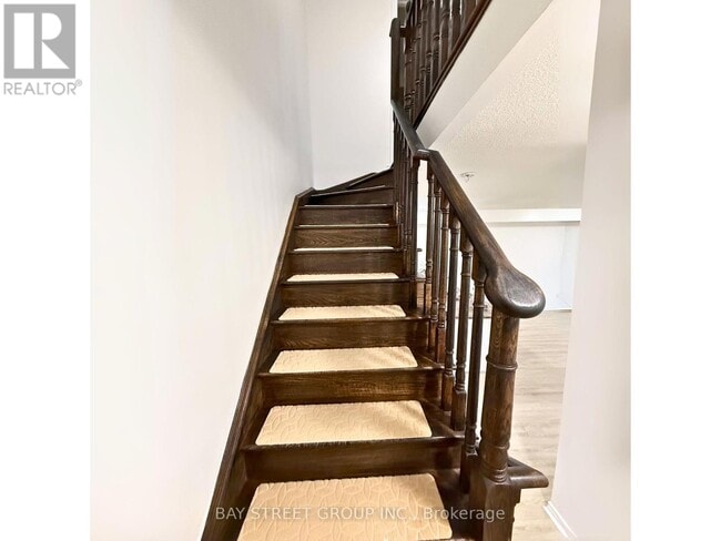 Building Photo - 2564 Grand Oak Trail