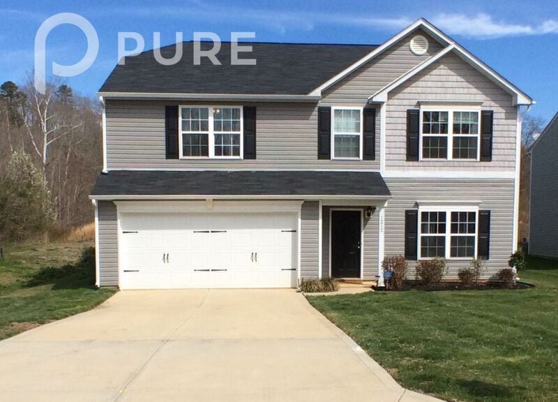 Foto principal - 1212 Catawba Run Rd