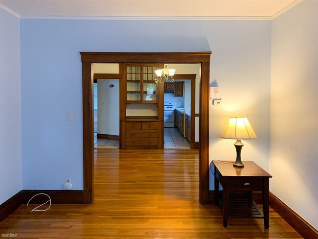 Foto del edificio - 2 br, 1 bath Apartment - 45 Upland Rd