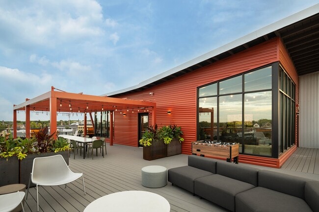 Clubroom Deck - SoNa Lofts