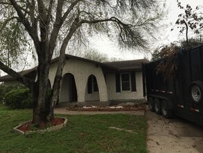 Building Photo - 4241 Western Dr