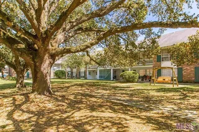 Gated Community! 2 bedroom, 2 bath Condo is excellent location off Jefferson Hwy - Gated Community!  2 bedroom, 2 bath Condo is excellent location off Jefferson Hwy