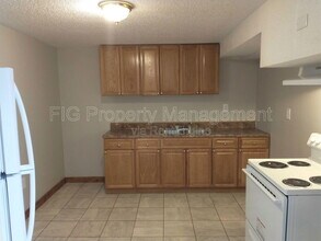 Building Photo - 112 S Watauga Ave