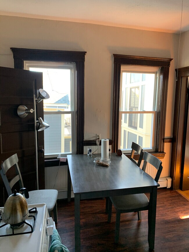 Foto del edificio - 118 Columbia St