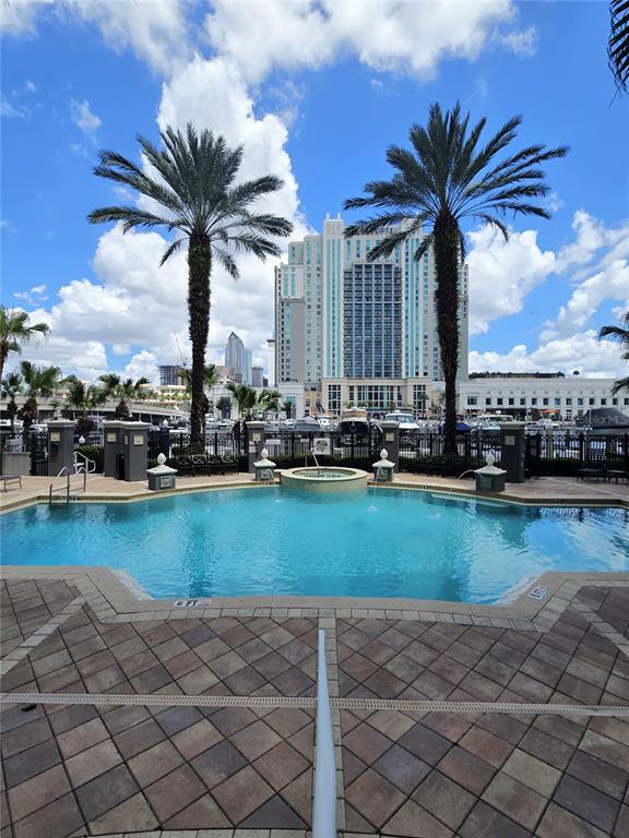 Foto del edificio - 700 S Harbour Island Blvd