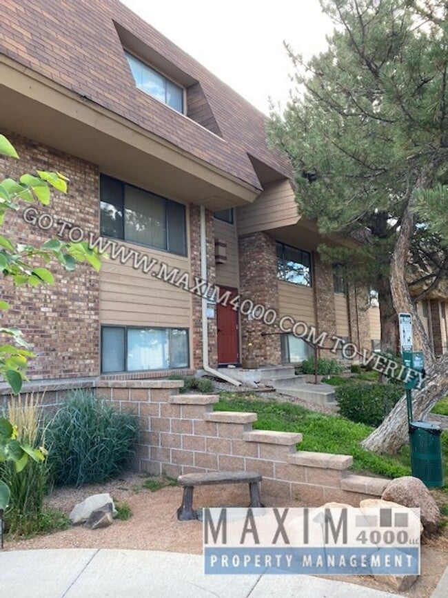 Building Photo - 1140 Walnut Ave