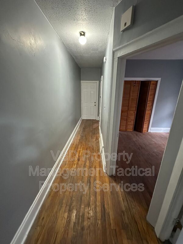 Foto del edificio - 3289 E 143rd St