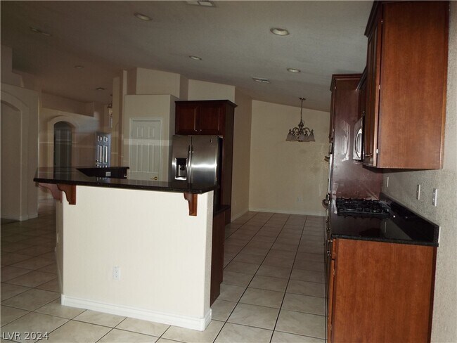 Foto del edificio - 10717 Hunter Mountain Ave