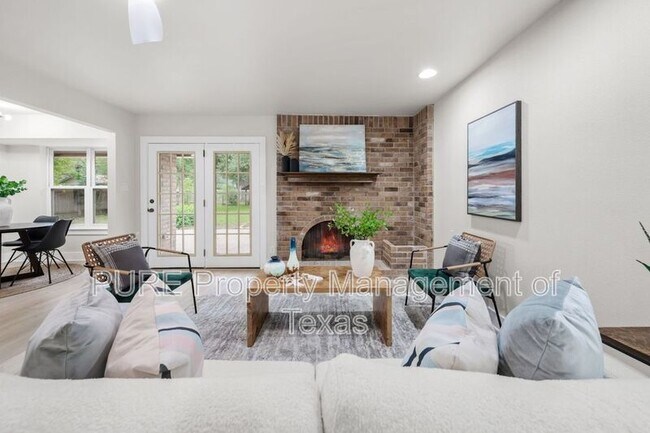 Foto del edificio - 13322 Villa Park Dr