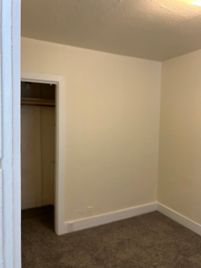 Foto del edificio - 815 11th St