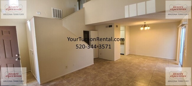 Building Photo - 1st Ave & Limberlost Dr - 2 Beds/ 1.5 Bath...