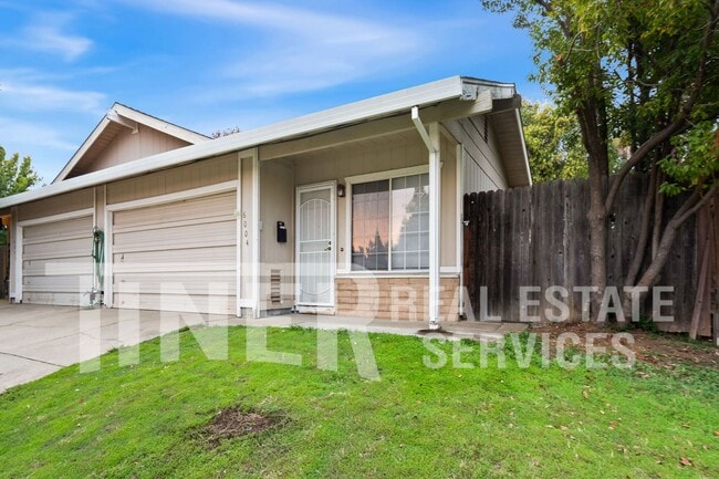 Building Photo - 6004 Rowan Way