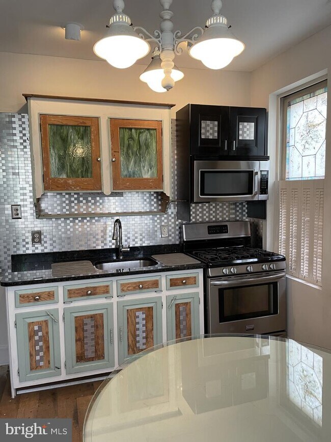 Foto del edificio - 824 N 21st St