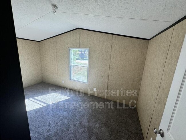 Foto del edificio - 10523 Shadow Wood Cir