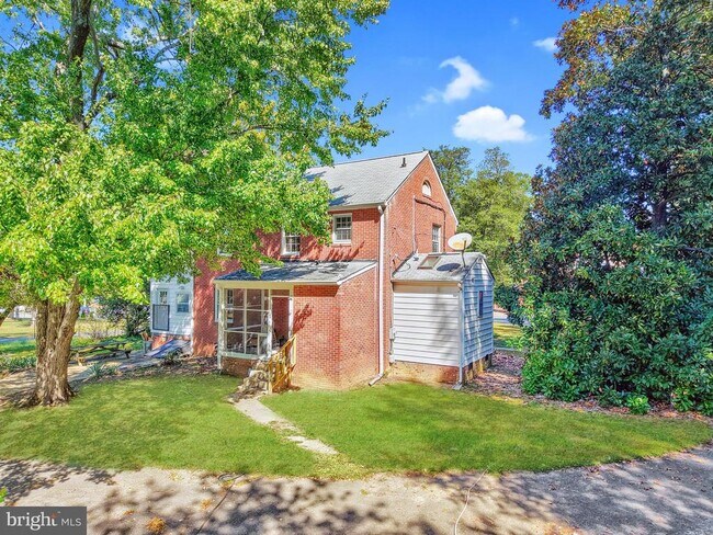 Foto del edificio - 13206 Occoquan Rd