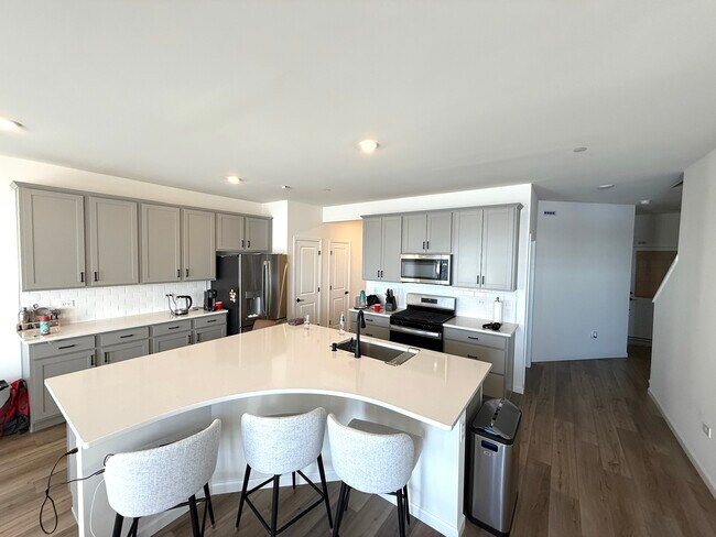 Foto del edificio - 5963 Hawkweed Dr