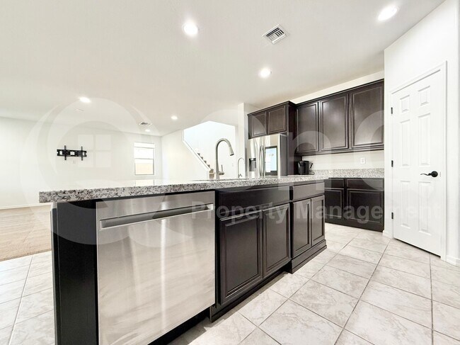 Foto del edificio - 24852 N 143rd Dr
