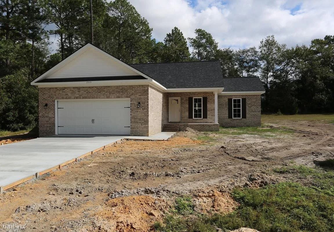 Foto principal - 4 br, 2 bath House - 204 Zetterower Rd