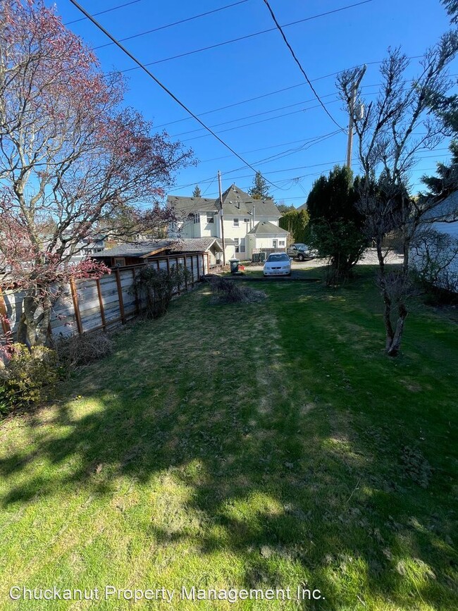 Building Photo - 4 br, 1 bath House - 1418 N. Garden St.