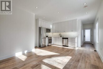 Building Photo - 429 Brock Ave