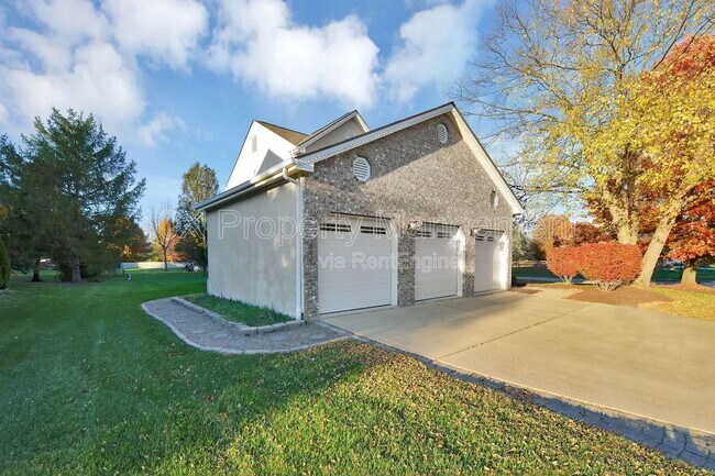 Foto del edificio - 96 Chenango Dr