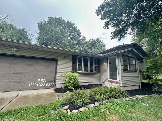 Foto del edificio - 6701 Silver Leaf Ave NW
